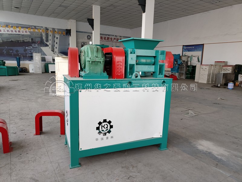 對輥顆粒機(jī).jpg